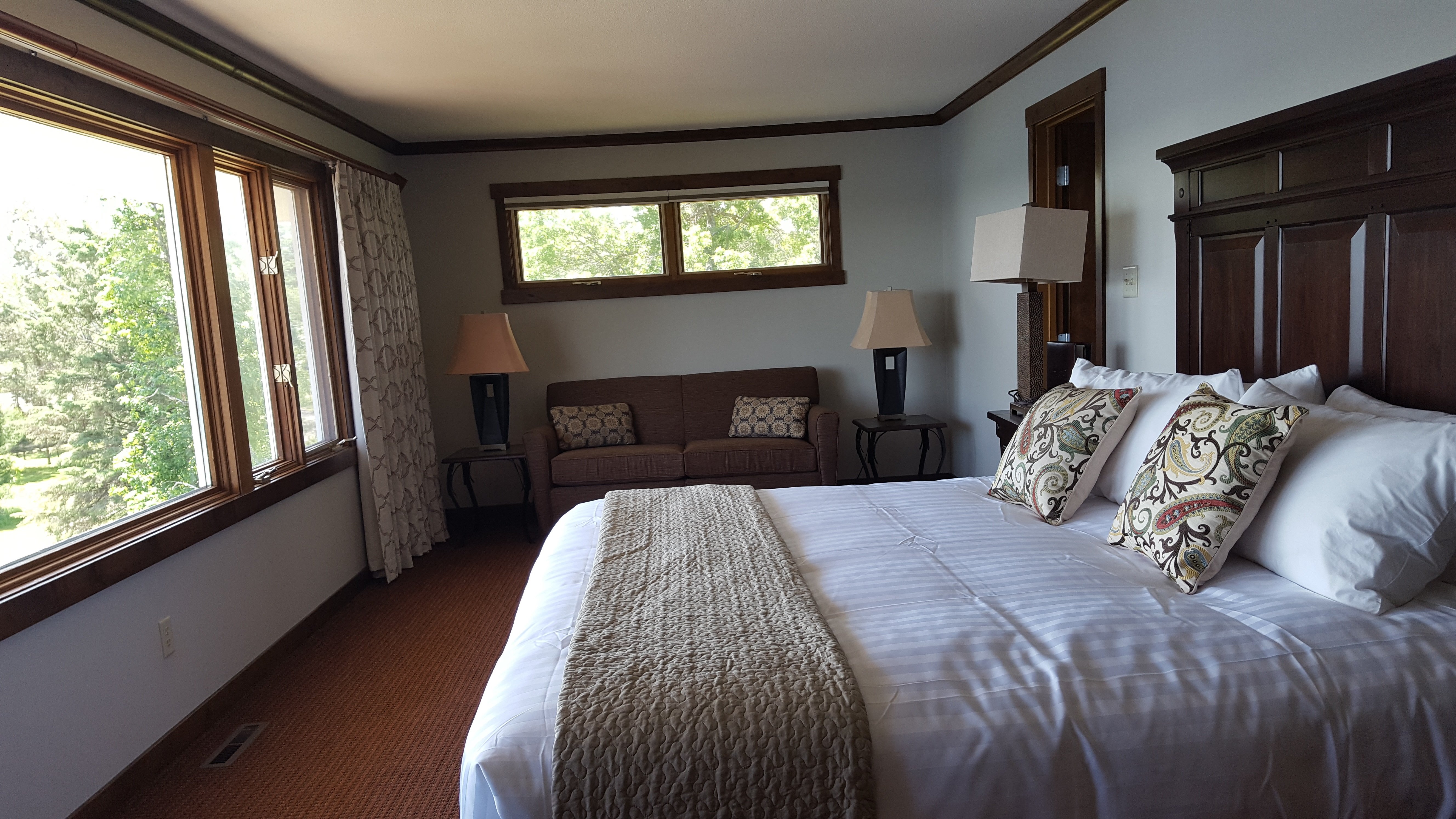 MultiBedroom Houses Madden's on Gull Lake