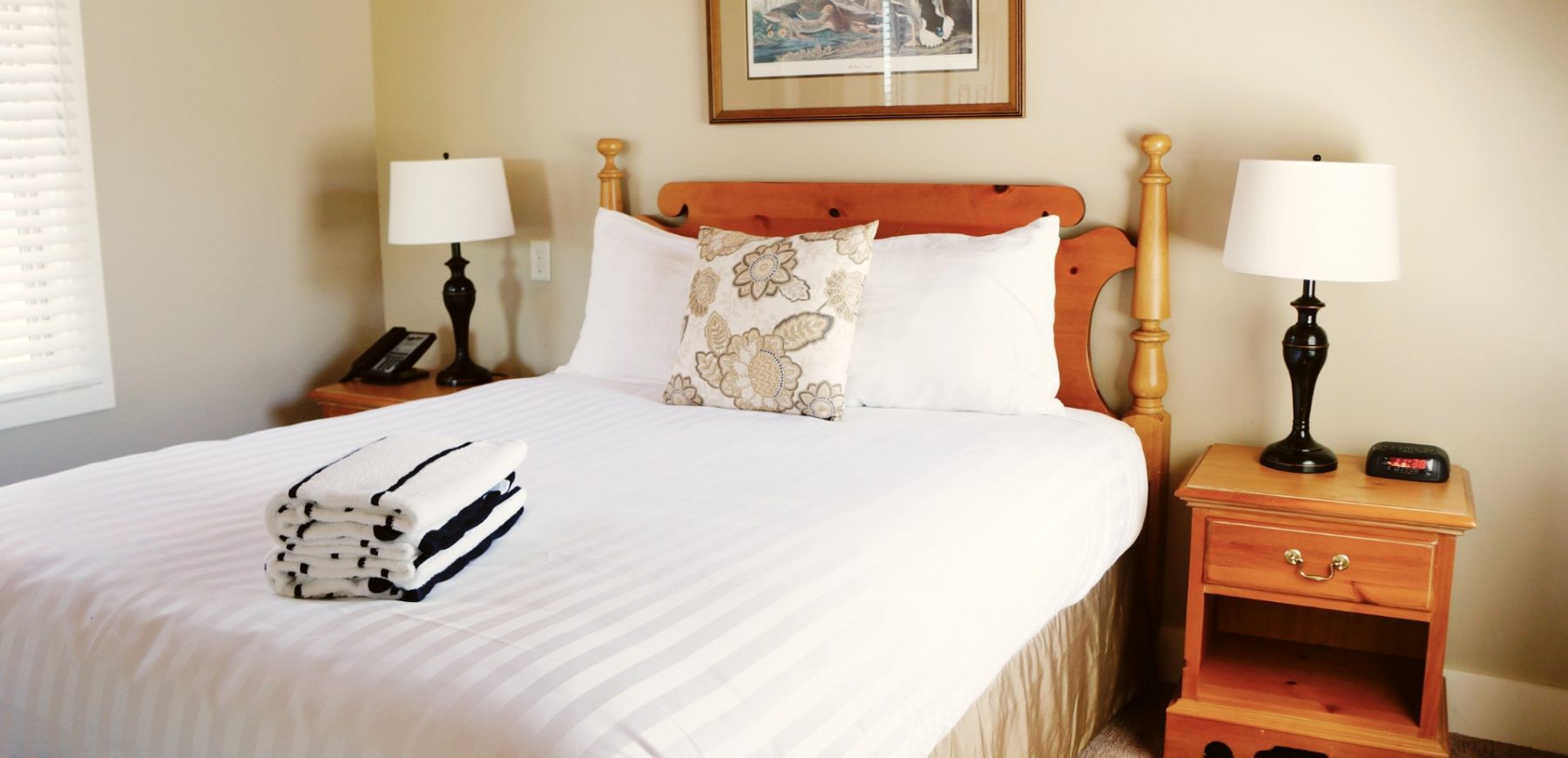 Wilson Bay cottage bedroom