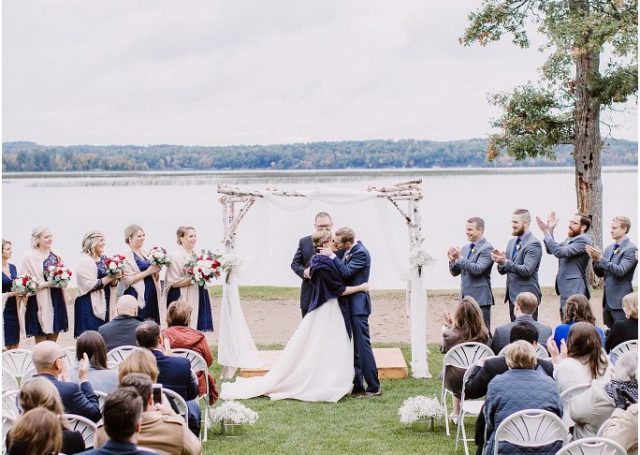 Wilson Bay Beach Wedding (Kristin Barbara Photography)