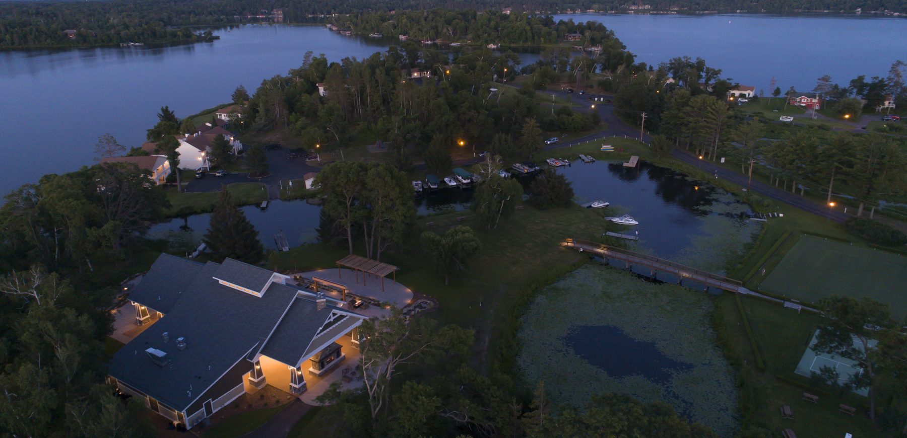 Aerial shot of the Maddens Resort building.