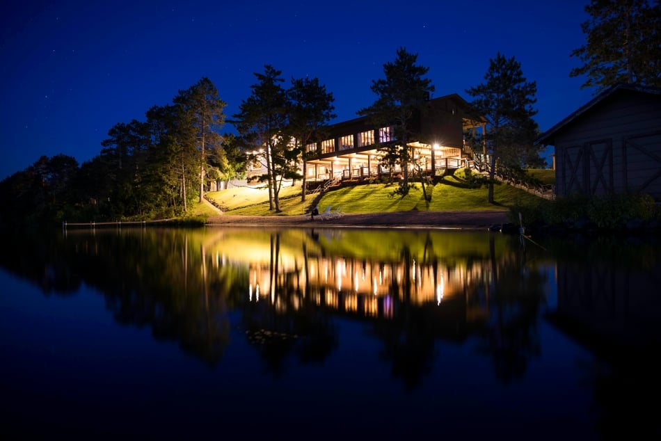 Wilson Bay Lodge at Night